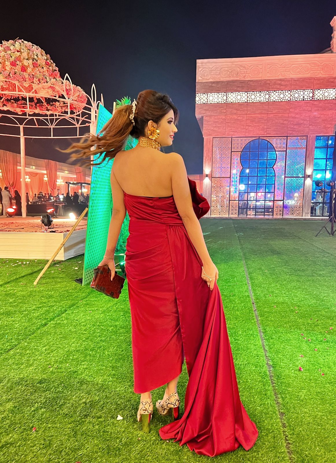 Falling Red Gown with Handwork Detailing - Image 5